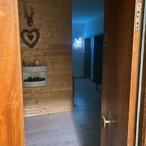 Residenza Delle Farfalle-Tripla Con Bagno Privato E Matrimoniale Con Bagno Condiviso